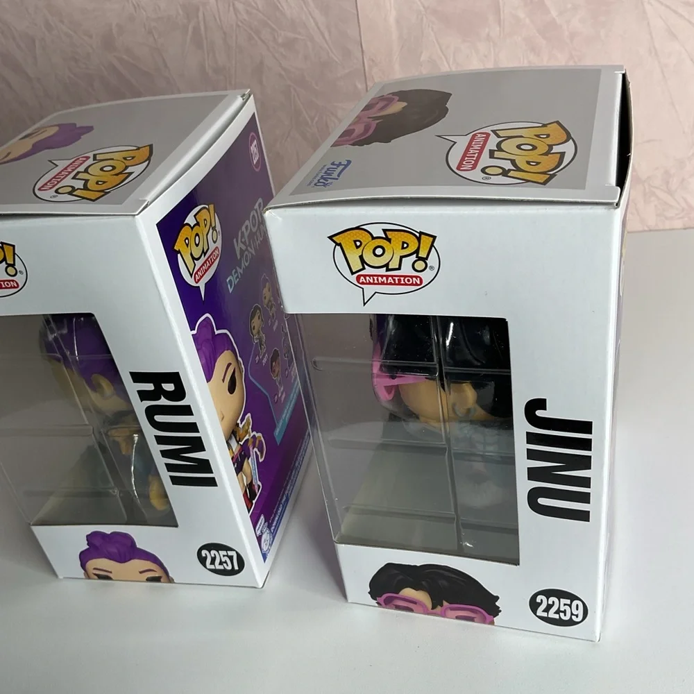 Funko Pop! K-Pop Demon Hunters Rumi and Jinu Figures In Hand!!!